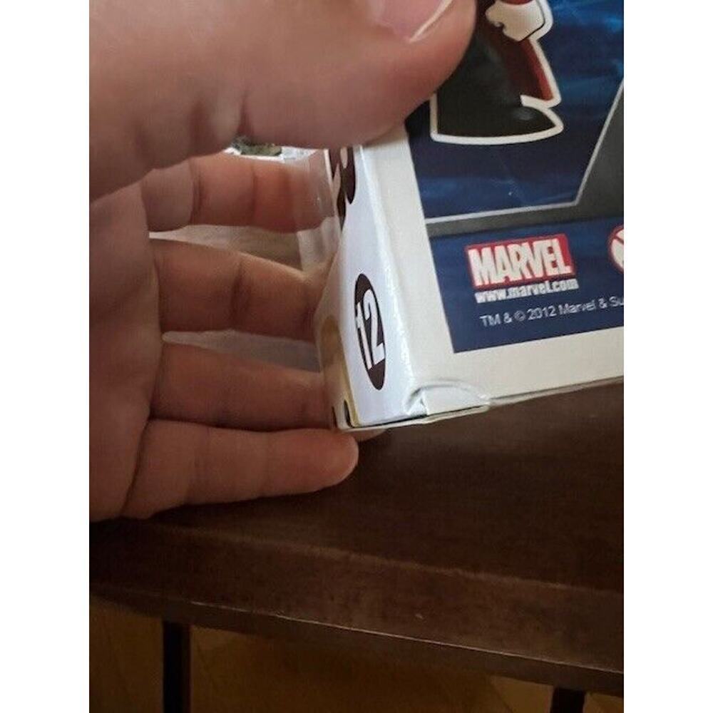 Funko Pop! Marvel Thor #12 Rare Vaulted First Avengers Film - Picture 10 of 10